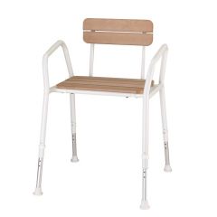 Suihkutuoli puisilla istuinosilla