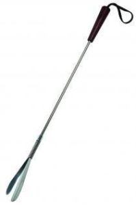 Kenkälusikka jousella