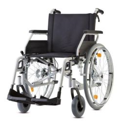 Avustaja jarrullinen pyörätuoli